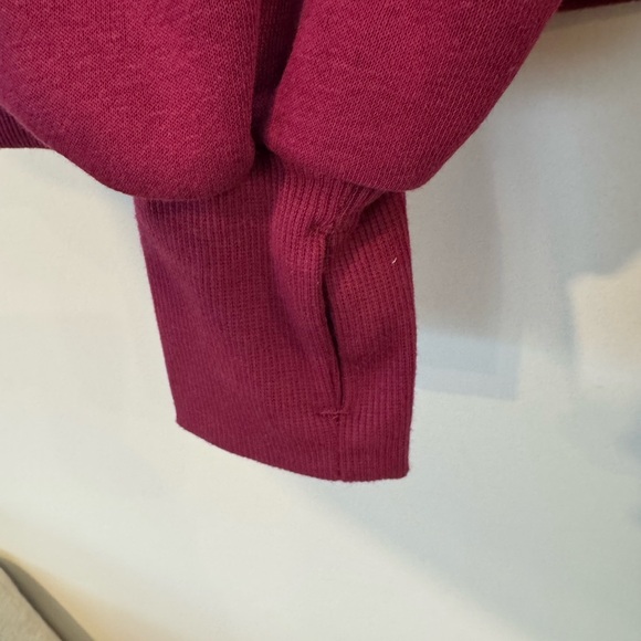 Blogilates Women's Marshmallow Mockneck Sweatshirt, Burgundy, Sz L, NWT - Picture 8 of 15